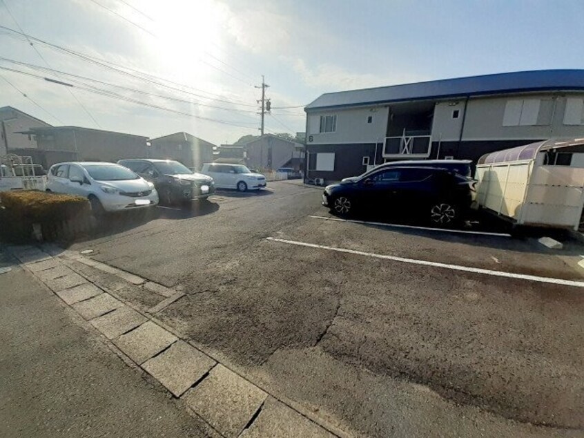  ファミール西日野　B棟