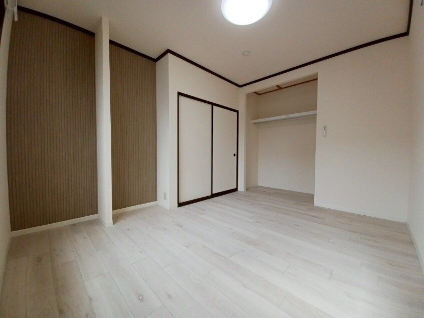  ファミール西日野　B棟