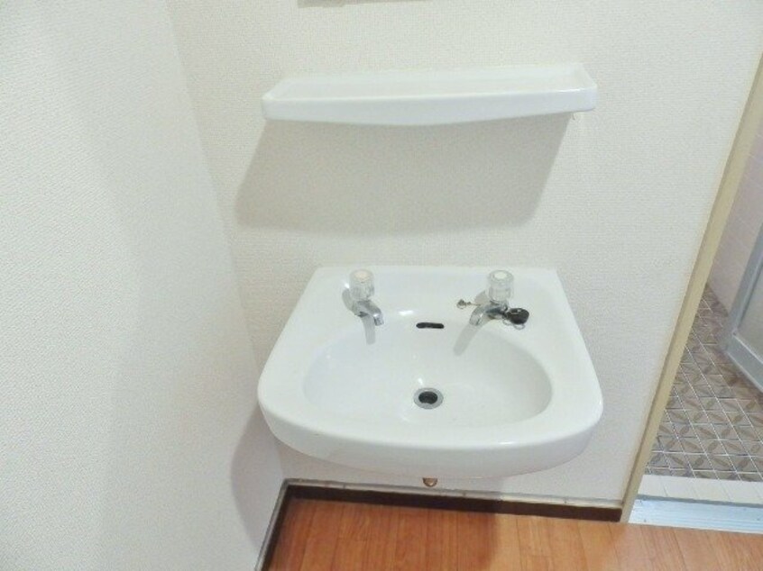 同物件別部屋写真です。 小古曽ビル