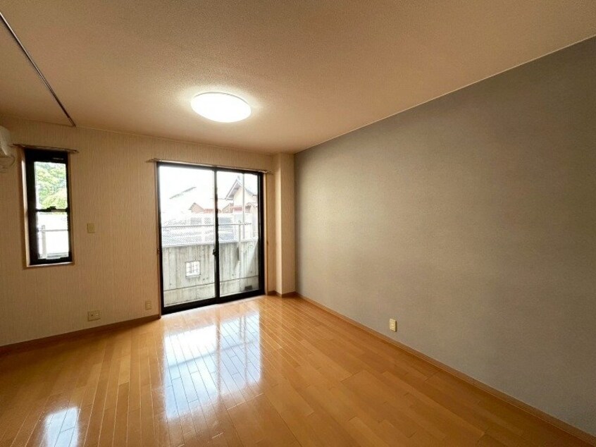  ｉｚｍ　ＨＩＮＡＧＡ　Ｂ棟