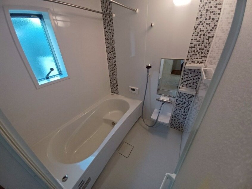 バス／シャワールーム等 ラ・ファミーユ四日市城東Ⅱ