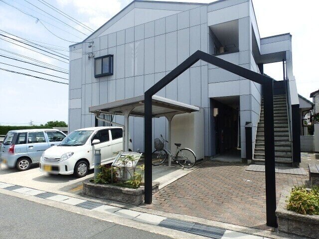  ポケットハウス