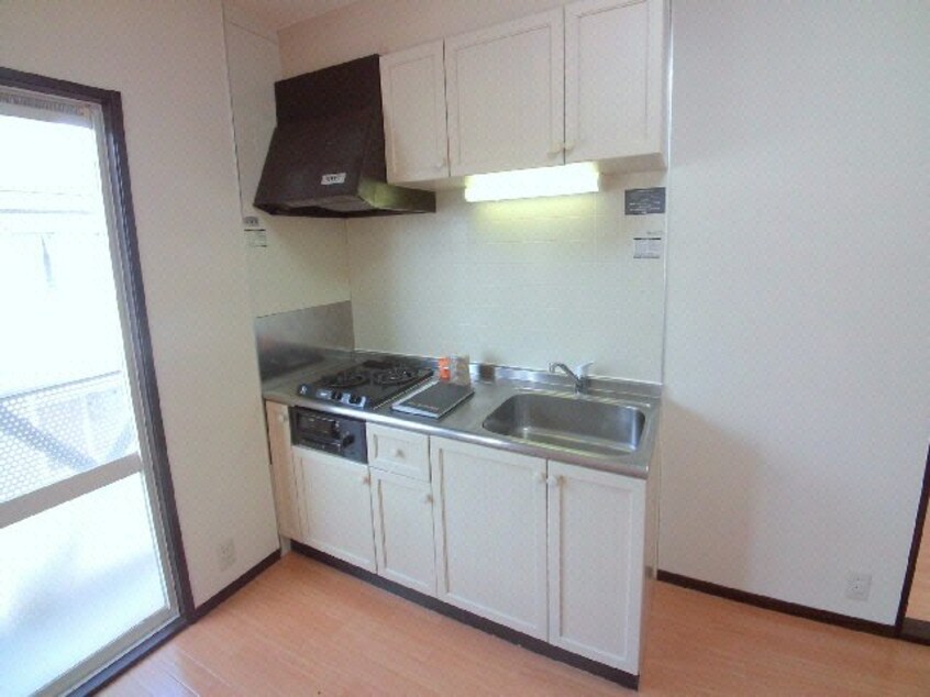 キッチン同タイプ別部屋 エステート赤堀　Ａ