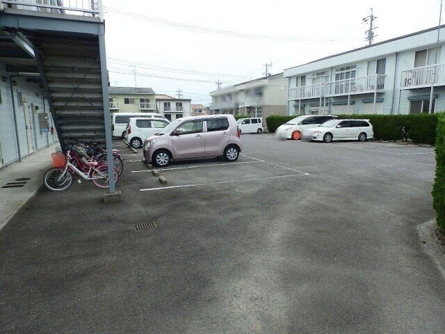  ラフォーレ新正Ｂ