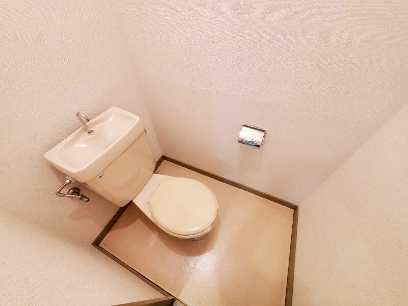 同タイプ部屋写真です。 ラフォーレ新正Ｂ