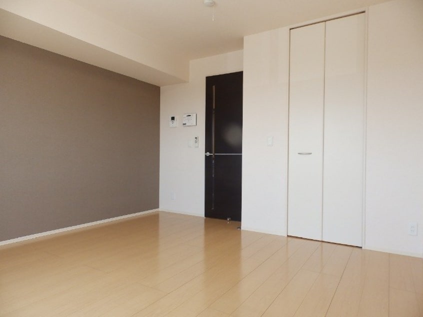 同型反転参考写真 アルディーラ伊倉　B棟