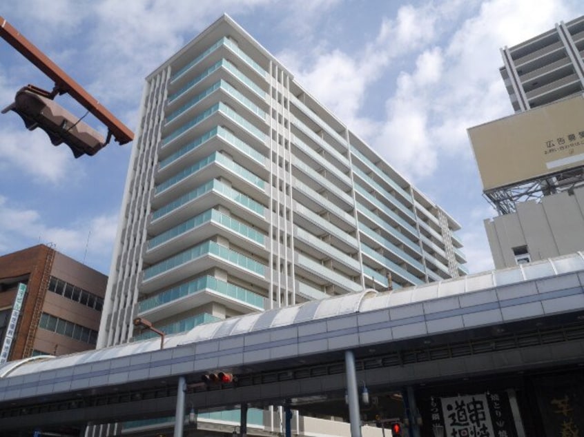  プレミスト四日市駅前