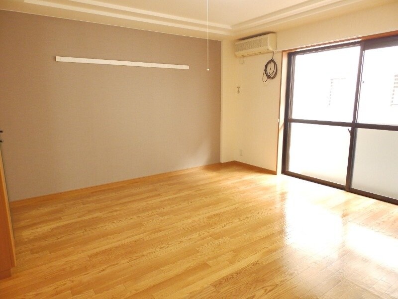  グロリアス・Ｍ