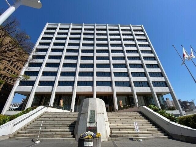 四日市市役所(役所)まで1585m アルフレンテ