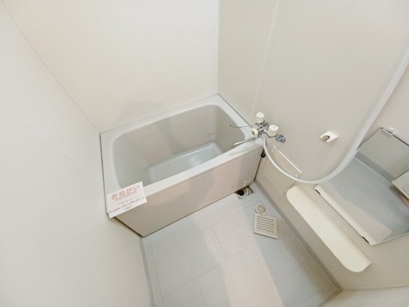 同型部屋写真です。 ファミール下之宮１