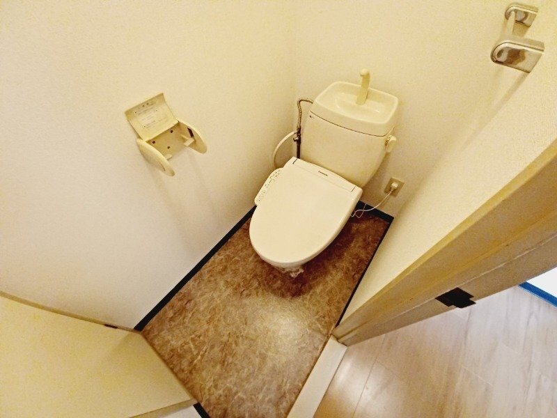 同型部屋写真です。 ファミール下之宮１