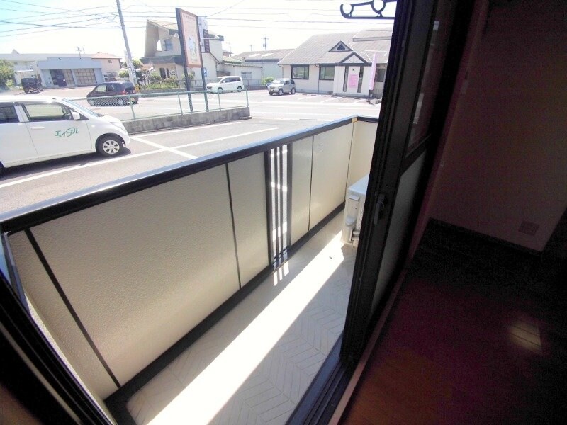 別部屋反転参考写真 レイ・マナンシャル