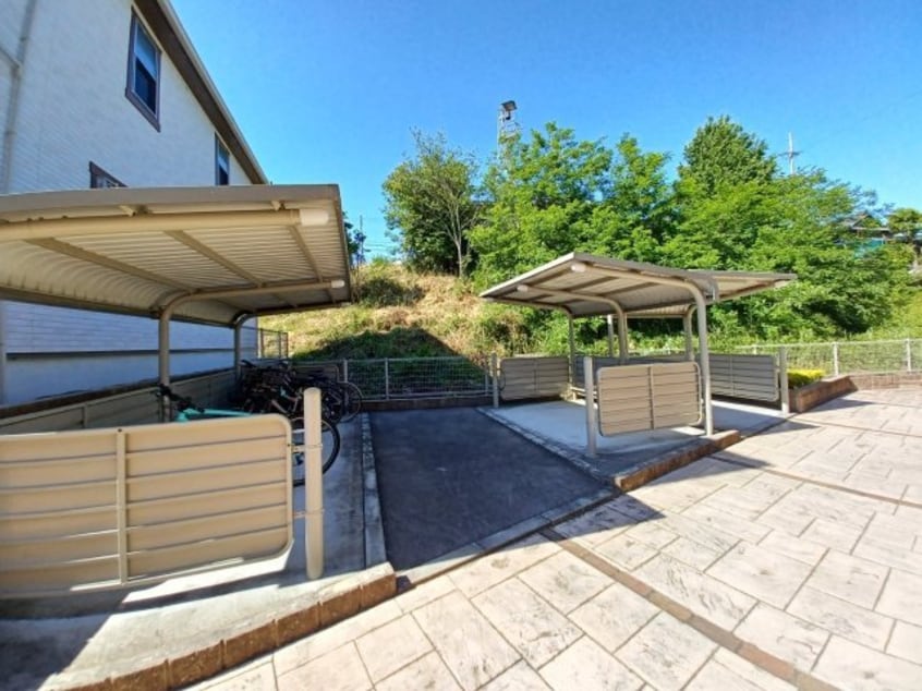  コリーヌ東坂部Ｂ