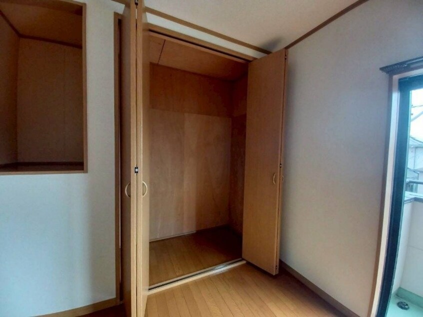 収納同型参考写真 メゾンＫＯＭＡＫＩ