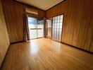  東新町貸家