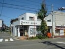 四日市浜一色郵便局(郵便局)まで119m 東新町貸家