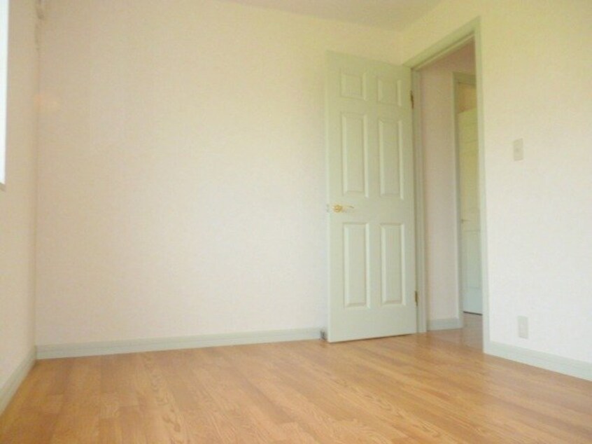 同型参考写真 サンパレス