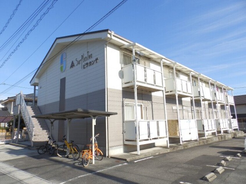  Ｓｕｒｐｌｕｓ　Ｔｗｏピラカンサ