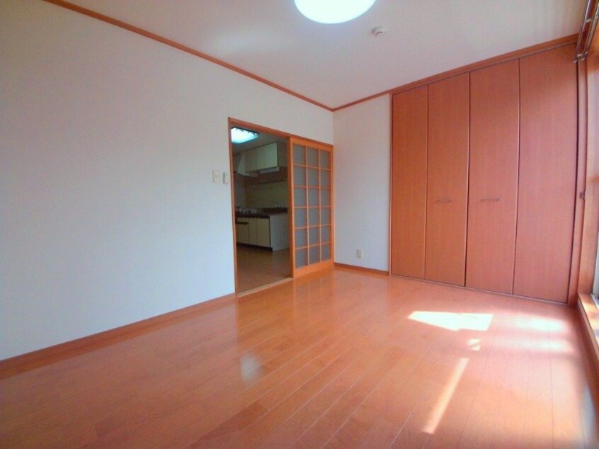 別部屋参考写真です Ｓｕｒｐｌｕｓ　Ｔｗｏピラカンサ