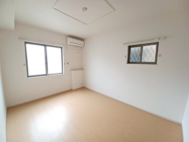 同型反転タイプ画像 メルヴェイユ・シャトー