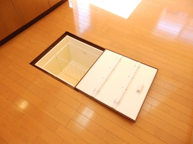  メゾン・ド・エム　B