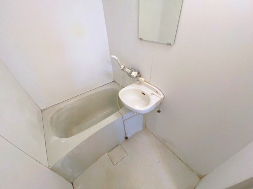 同タイプの部屋写真です プレジール三宅　A