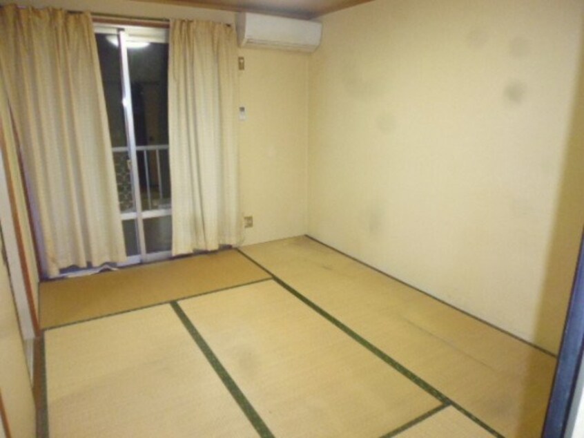 同タイプの部屋写真です プレジール三宅　A