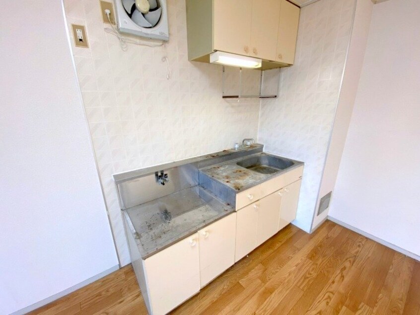 同タイプの部屋写真です プレジール三宅　A