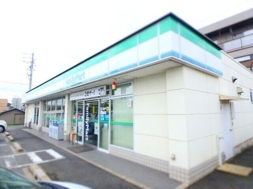 ファミリーマート朝日町おぶけ店(コンビニ)まで347m エクセルタウンⅠ