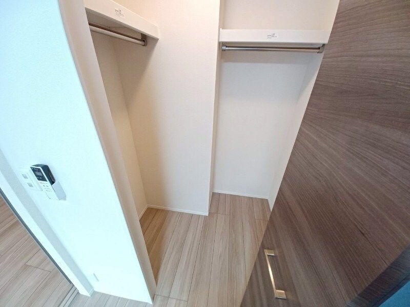 同建物の別部屋写真です スカイ