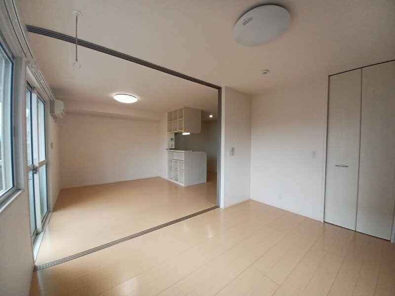  エムズスクエア　B