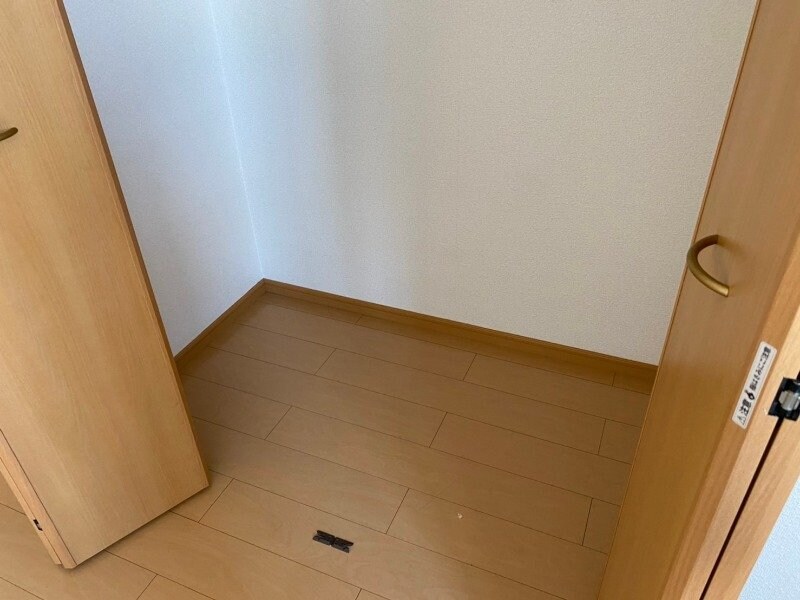 同タイプの部屋写真です グランプレーヌＡ