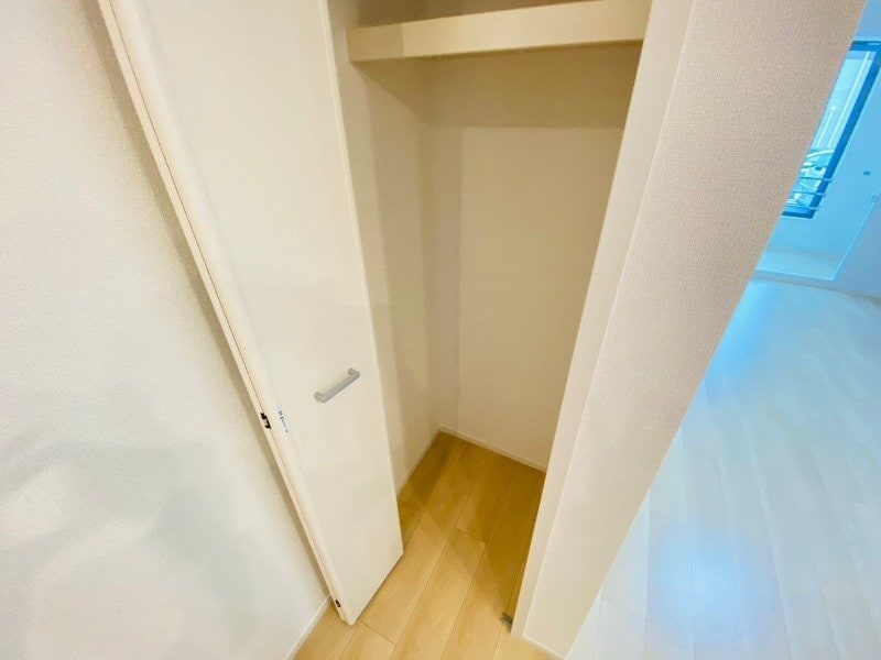 同型反転タイプ画像 ルピナス　Ｄ