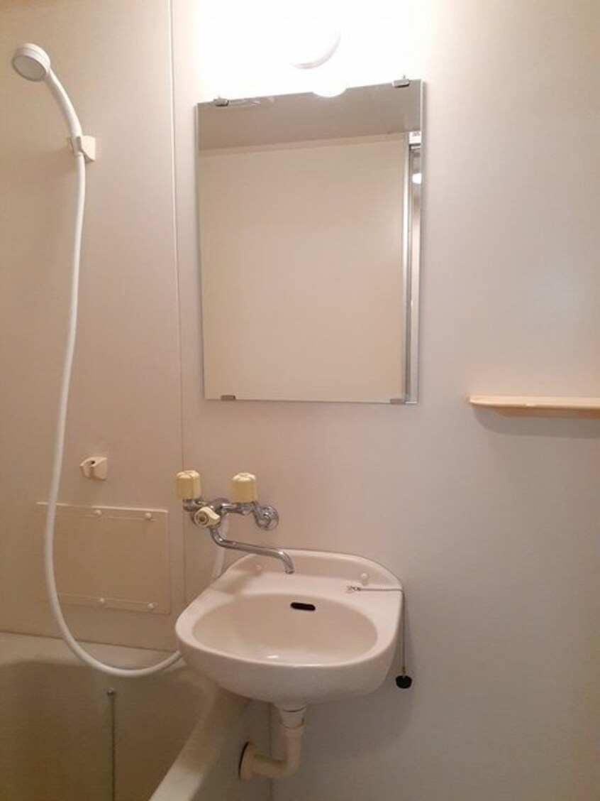  エースビレッジB