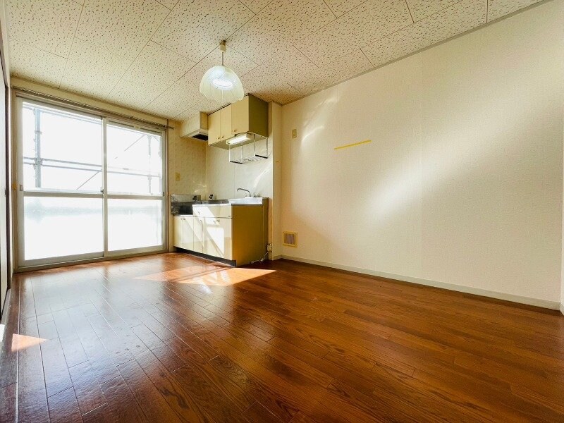  プレジール三宅　B