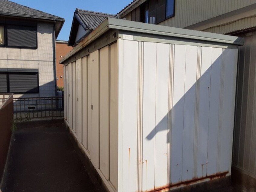  プレジール三宅　B