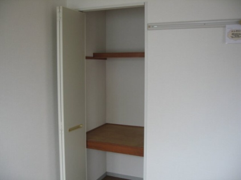  プレジール三宅　C