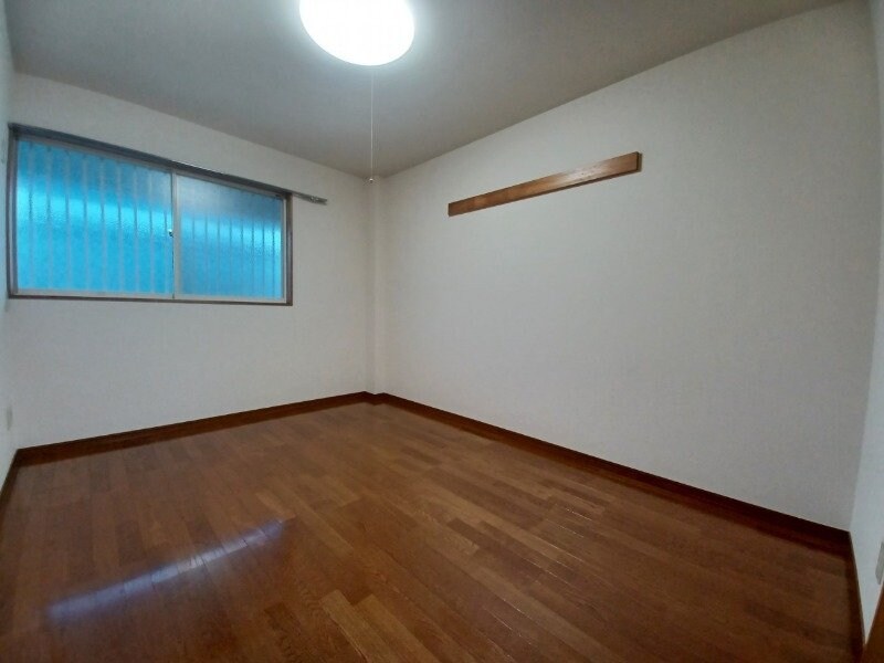  Ｓｕｒｐｌｕｓ　Ｔｗｏピラカンサ