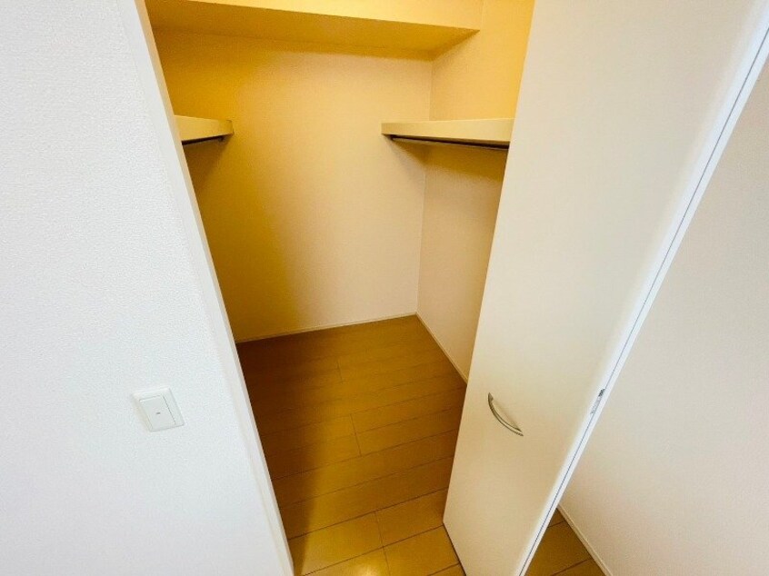 別部屋画像参考 Ｄ-ｒｏｏｍ出来山