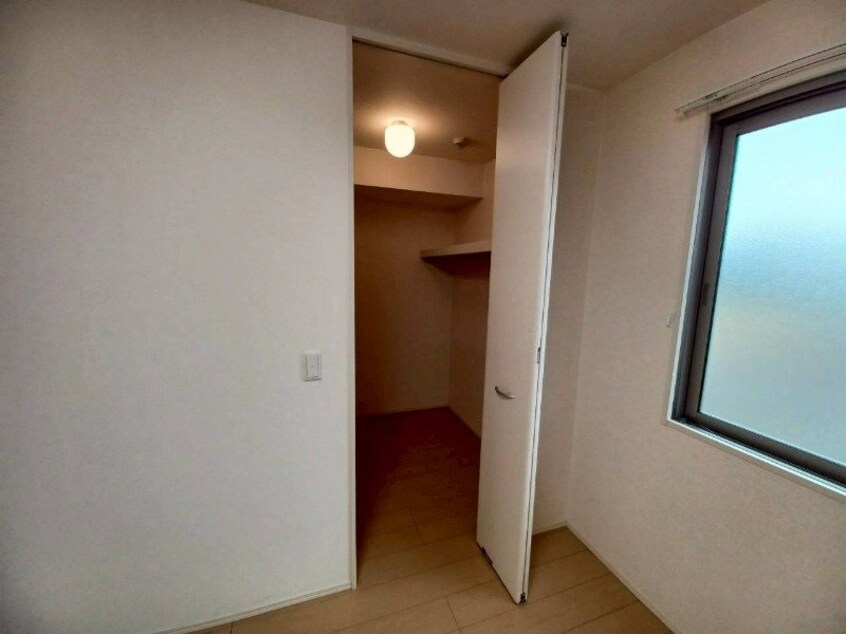  Ｄ-ｒｏｏｍ出来山