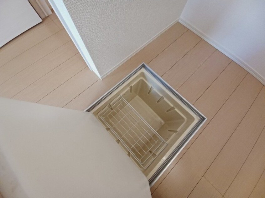 反転タイプ参考写真 Ｄ-ｒｏｏｍ出来山