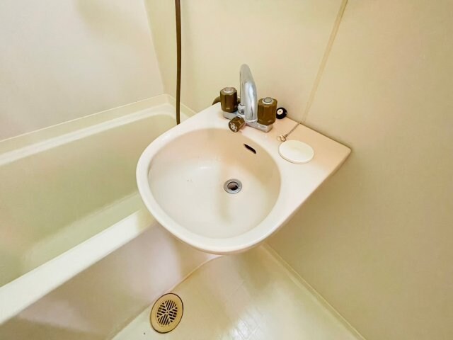  プレジール三宅　C