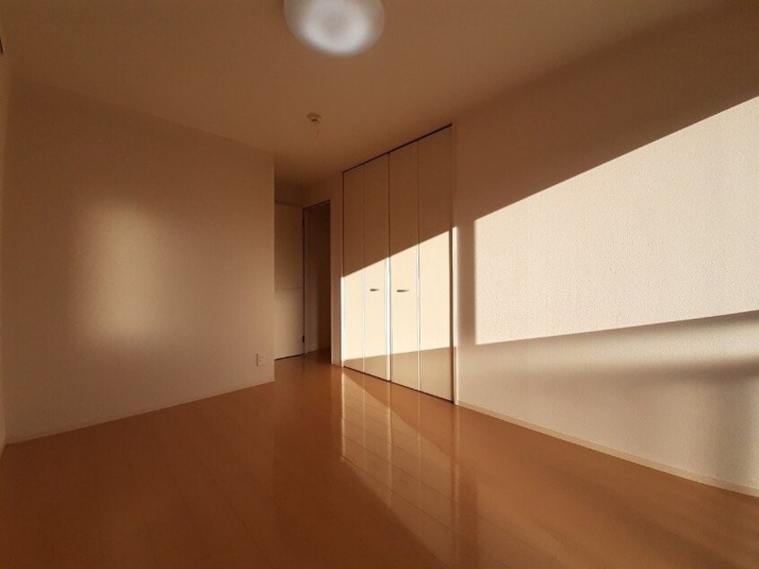  リビングタウン阿倉川　Ｋ