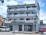 サンピセス