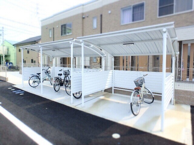  ＳＵＮＳＨＩＮＥ　ＲＩＶＥＲＳＩＤＥ