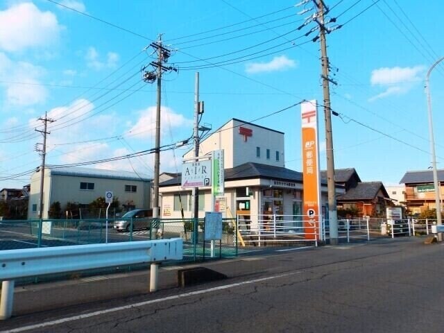 四日市かすみ郵便局(郵便局)まで1167m ルピナス　Ｃ