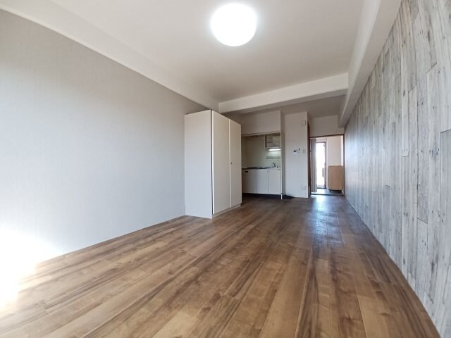 別部屋参考写真です。現状を優先とします。 ハイツ富田2