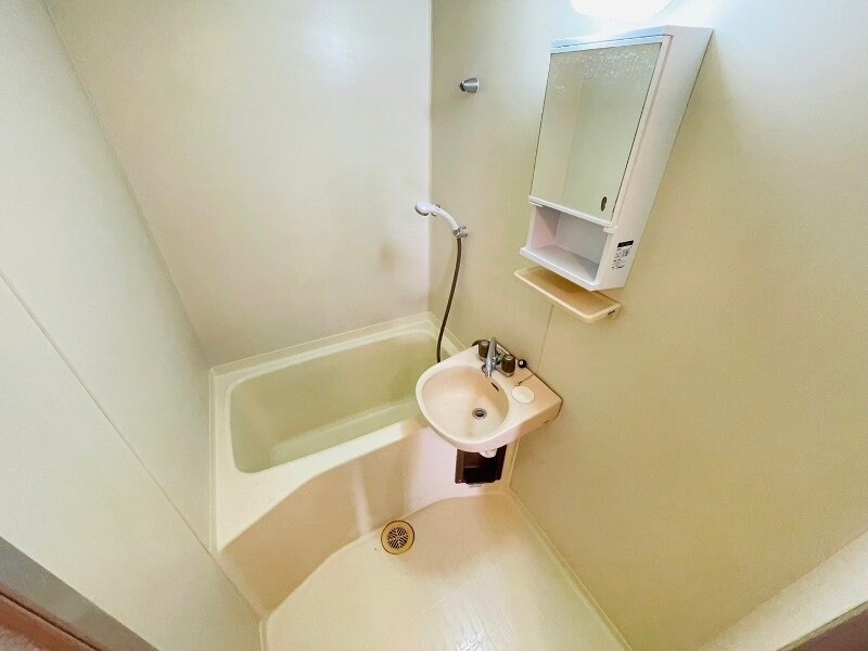 同物件別部屋のお写真です。 プレジール三宅　B