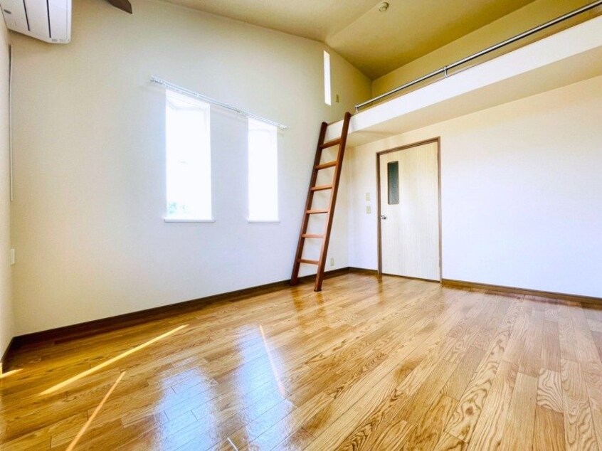 同型参考写真 ＳＩＬＫＹ　ＨＯＵＳＥ山城