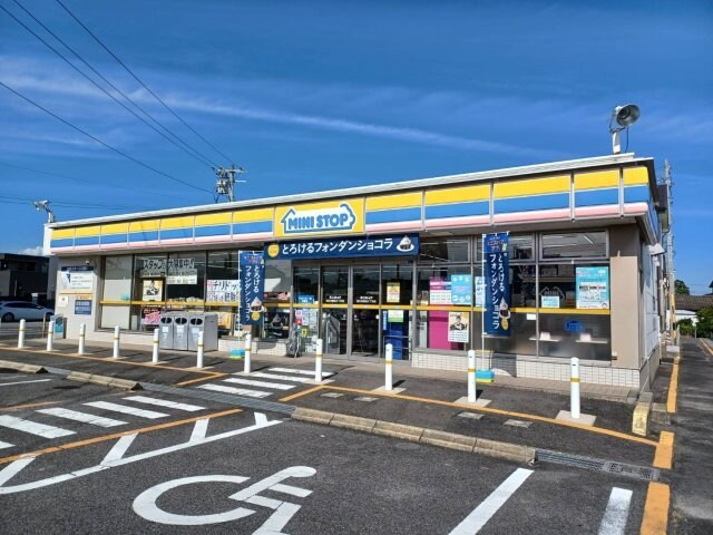 ミニストップ 四日市蒔田２丁目店(コンビニ)まで566m Ｓｉｎｃｅｒｏ　A棟